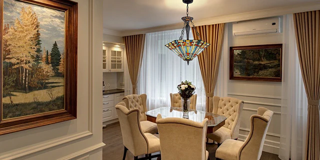 pendant-lights-and-tiffany-table-lamps-in-home-decor